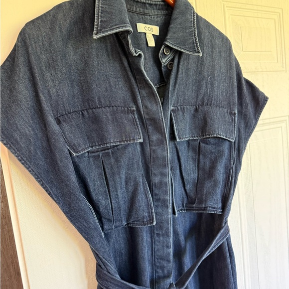 COS denim cap sleeve shirt dress, removable belt. - Picture 6 of 6